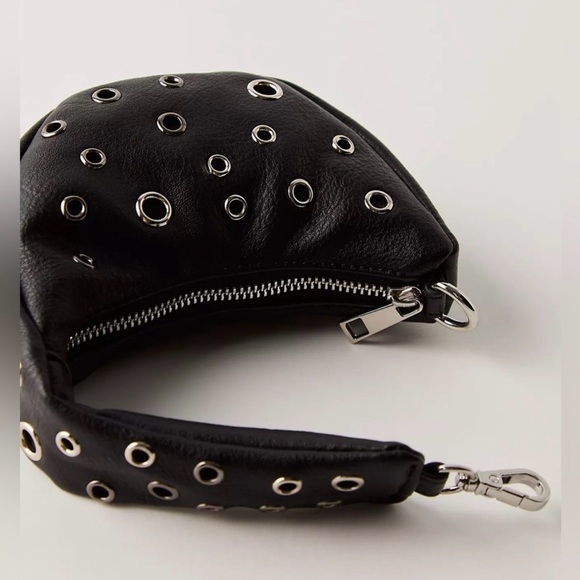 Free People Baby Carryall Bag Charm - Picture 4 of 6